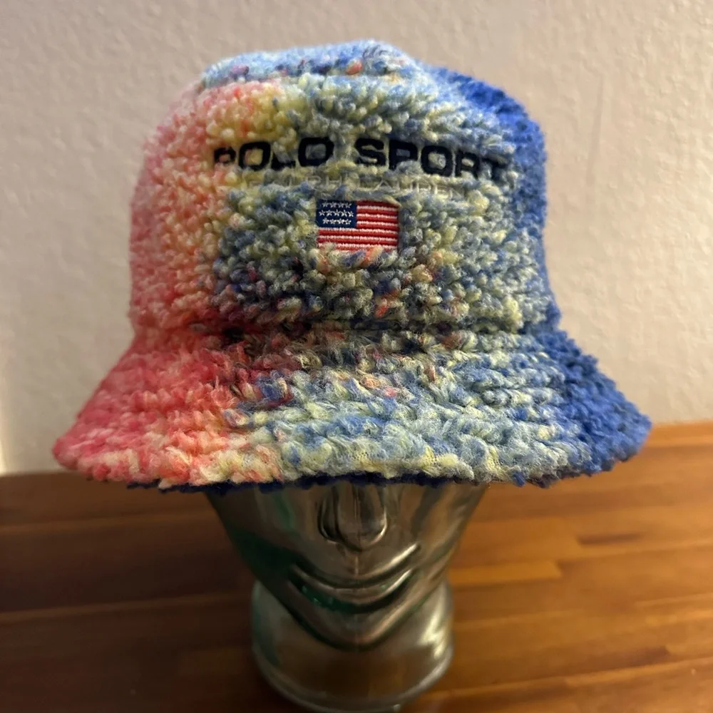 Polo Ralph Lauren
Polo Sport Fleece Bucket Hat - Picture 4 of 5